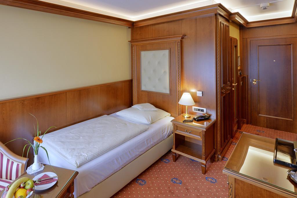 Parkhotel Stader Hof Экстерьер фото